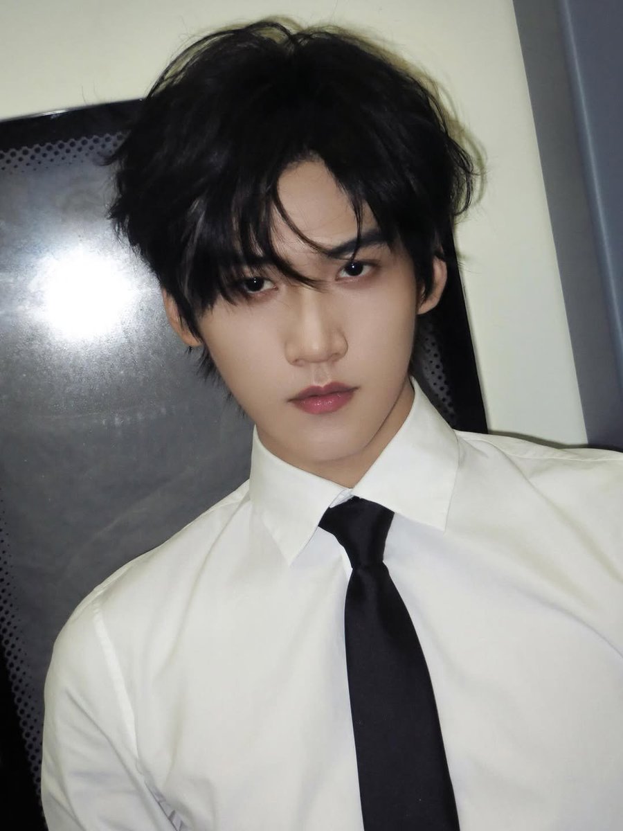 daniel__zhou's tweet photo. #⃝DanielZhou 

There are stories hidden behind calm eyes—chapters built through patience, discipline and moments no one else gets to see. https://t.co/fkxexIaMsc