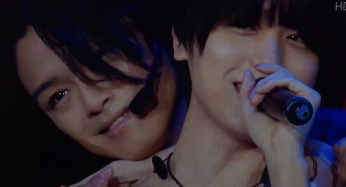 pamdafangirl's tweet photo. SMUG YUYA ON BLURAY
KEI BEING HUGGED
๐๐Ssay's Ghost Hug๐๐
WHAT AN ERA TO BE ALIVE
WHERE TAKANOO THRIVES๐๐
He was smug in JH too
#TKIN
#ใใฎใใ
#ใใใใฎ https://t.co/9b1QymU3nj