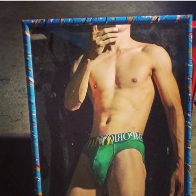 BoyDajw9's tweet photo. #NewProfilePic https://t.co/FnVlKi9Pv6