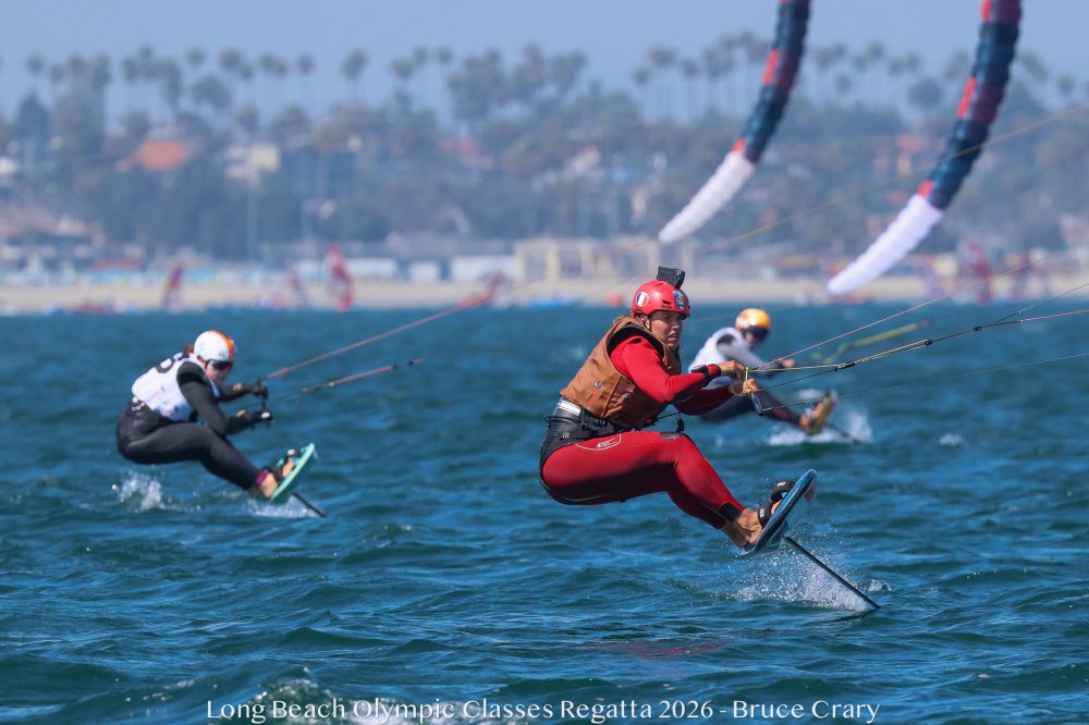 EquipeFRA's tweet photo. 🥇 En voile, notre vice-championne olympique de kitefoil Lauriane Nolot remporte l'or au Sailing Grand Slam de Long Beach, sur le même plan d'eau que les prochains Jeux de #LosAngeles2028 🌊 https://t.co/fiHVqkEkuw