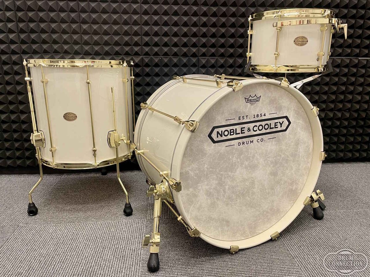 🥁本日のオススメの一台🥁】 ✨CD Maple 3Pcs Drum Kit w/Gold Parts