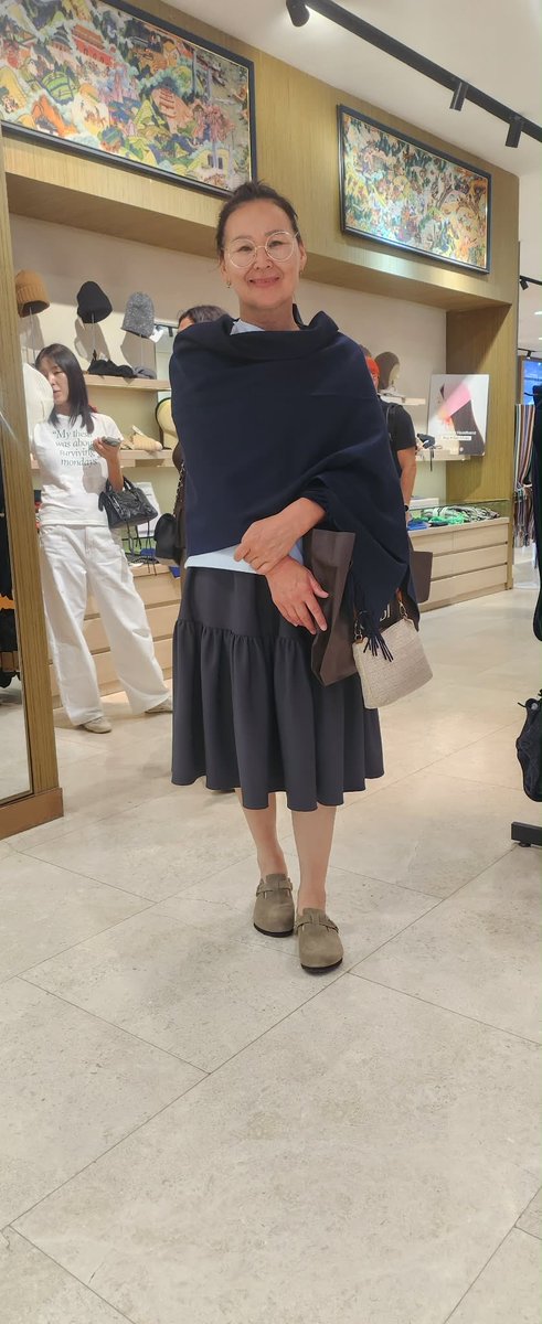 AriuntugsYansan's tweet photo. Говиос өвлийн бэлтгэл шаалин ороолт авчихлаа https://t.co/Z2ANou7EaY