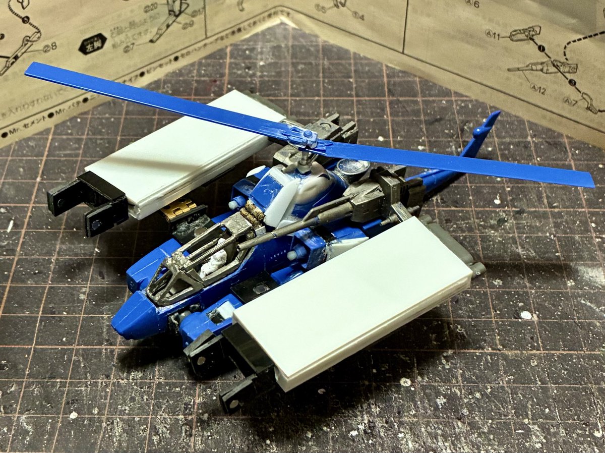 HobbyLeef's tweet photo. #ガゼット 進捗
カタールの鞘兼増速ブースターを追加。
･･ただの四角で、面白みのない形やなぁ💧
どう手を加えたものか｡｡
てか、カタール自体が大きす��たかも💧
むぅ｡｡
あ、一応、装備したままヘリになれます。

 #ドルバック https://t.co/Y7hAuNCAqc