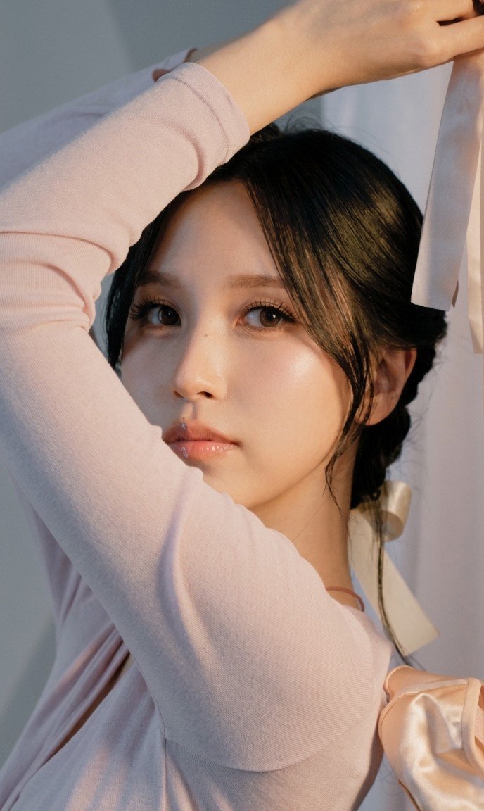 picsmyoi's tweet photo. Look at her. https://t.co/81I471Ctz8