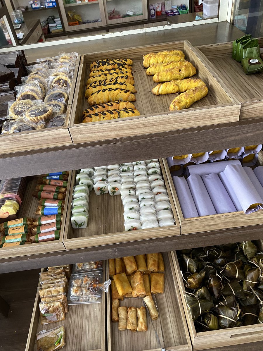 puti tweet media