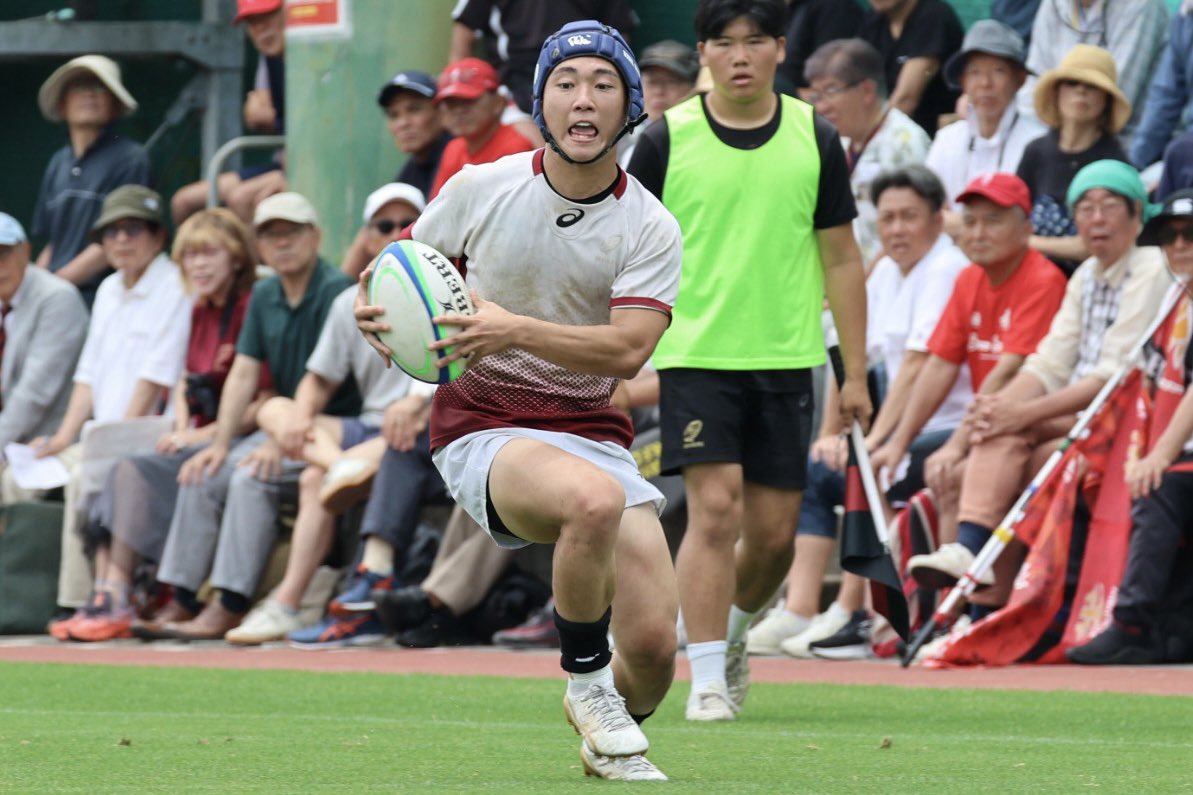 HidekiTakahash5's tweet photo. 早大上井草グラウンド
練習試合
早稲田大学C、帝京大学C戦から

左サイドのスペースに鋭く仕掛けるWTB馬場敦輝君！ https://t.co/cWIToaV0IP