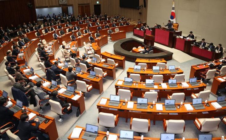 cisapeople's tweet photo. 국회의원,지방 구의원,시의원
국민을 위한 명예직이 될 때
나라가 산다. 
그런 마음 가지고 정치 하는 사람 한 사람도 없는 나라 대한민국이다. https://t.co/0RuUh8a7nM