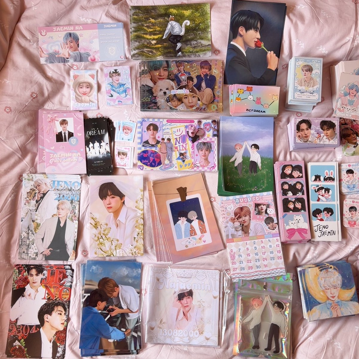 patpimlee's tweet photo. pls kindly rt🌟 
˖ ࣪⭑·☆˖ ࣪⭑
giveaway 
nct jnjm duality in bkk
date - 7-9 / 08🐶 
⭐️ rt &amp; show this tweet🐈 

more details in mention 🫶🏻

#NCTJNJM_FANMEETING_TOUR
#NCTJNJM_FANMEETING_TOUR_DUALITY https://t.co/6MMkSFTgIh