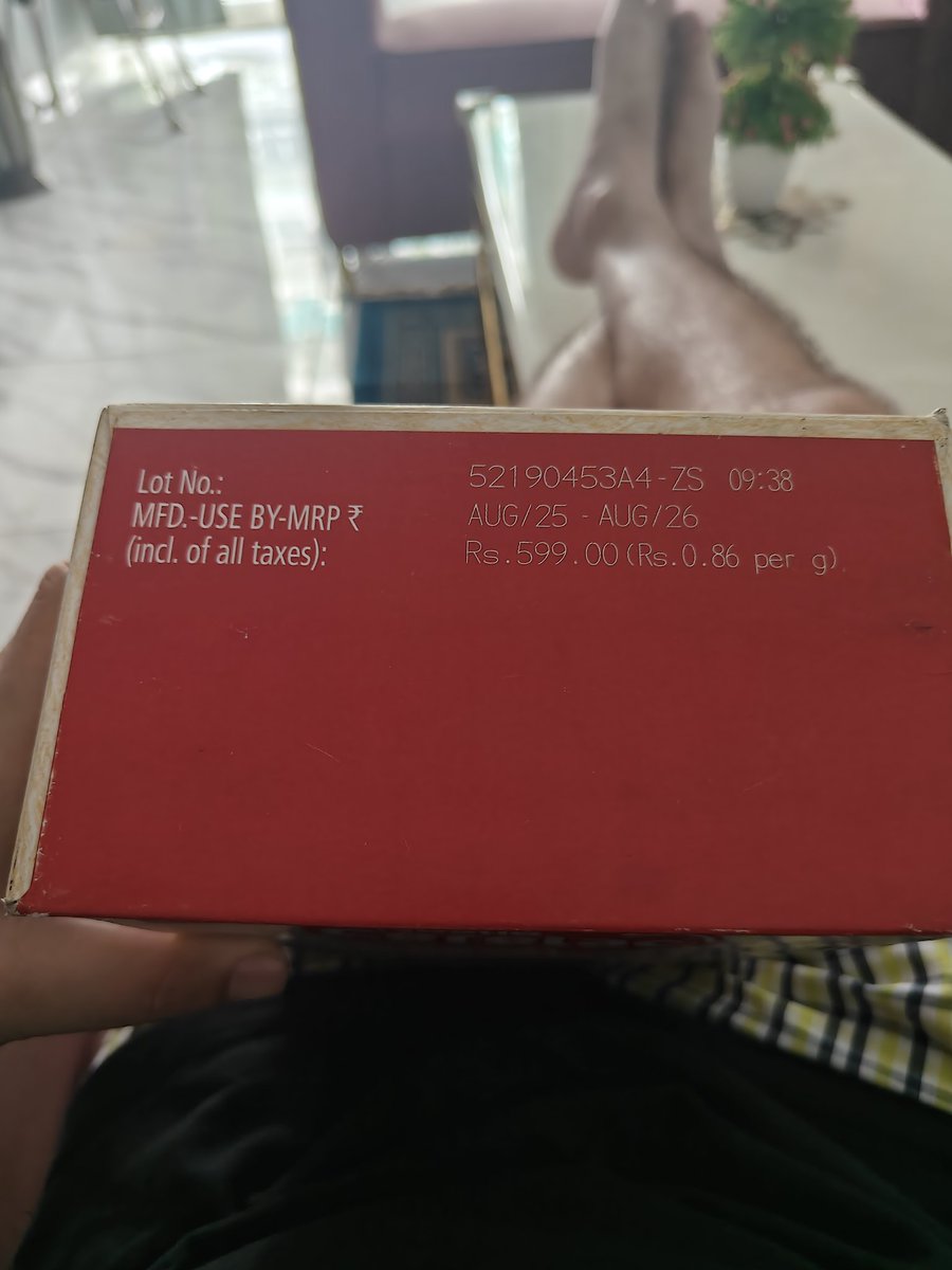 pranays006's tweet photo. @bigbasket_com ..you are delivering near expiry product for infants..shame on you..this is delivered to me today.. what is going on with your quality team. https://t.co/6tIM8dAVdh