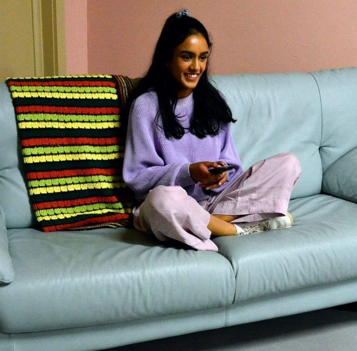 barantosgooner's tweet photo. Having thoughts of R1 Javadi wanting to be independent and somehow ends up joining the whitsantos household. Maybe repressed feelings between her and Trin that end up slowly coming undone and exposed. #crashtos https://t.co/jyijfZR2vR