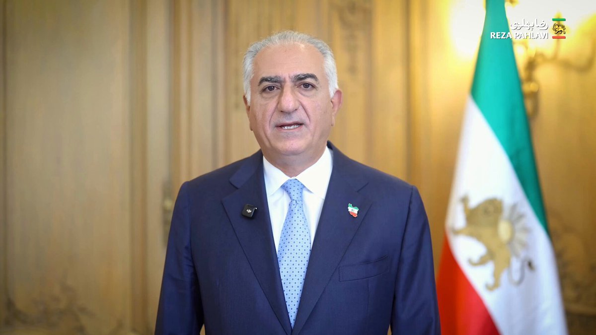 MillitaryStan's tweet photo. What's your opinion? 

Should Reza Pahlavi be made the new leader of Iran?

A) 25%
B) 50%
C) 75%
D) 100%

How many percent do you agree ? https://t.co/ILTbOTCOFt