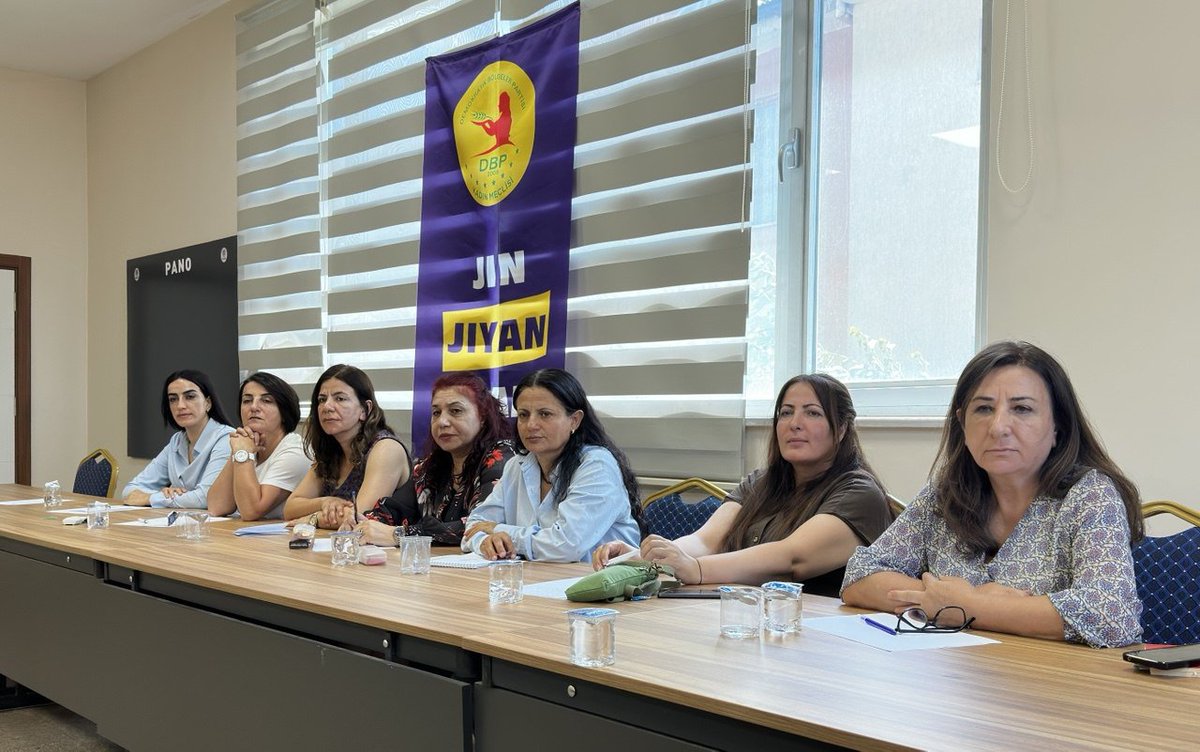 meclisi_n42861's tweet photo. Meclîsa me, îro ji bo nirxandina rojeva siyasî û geşedanên dawî, xebatên ji bo pêşxistina pêvajoya Aştî û Civaka Demokratîk û diyarkirina xeta têkoşînê li Wanê civiya. https://t.co/b6VuFXSq7e