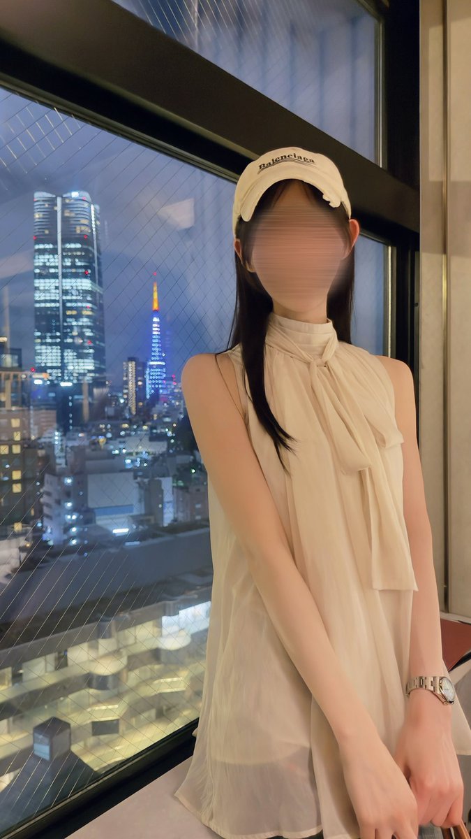 nagi_chan0124's tweet photo. モザイク無しの笑顔みにきてっ
夜景に負けてないはず·͜·♡ https://t.co/o7zN5Gfedi