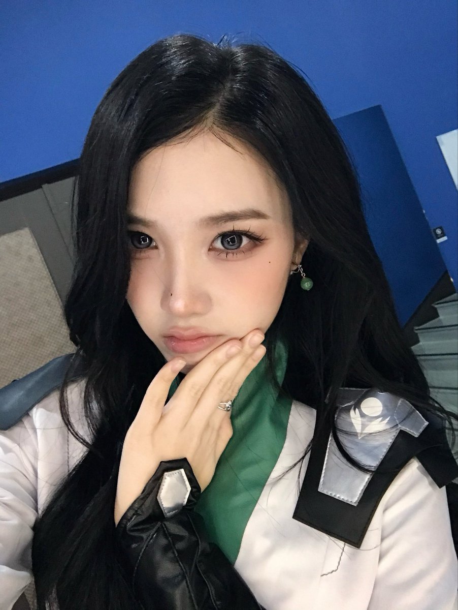 gapyeonghaus's tweet photo. [260718]
#tripleS Sullin COSMO Talk update ⛄

#Sullin #설린 #ソルリン https://t.co/PmzblQCb4D