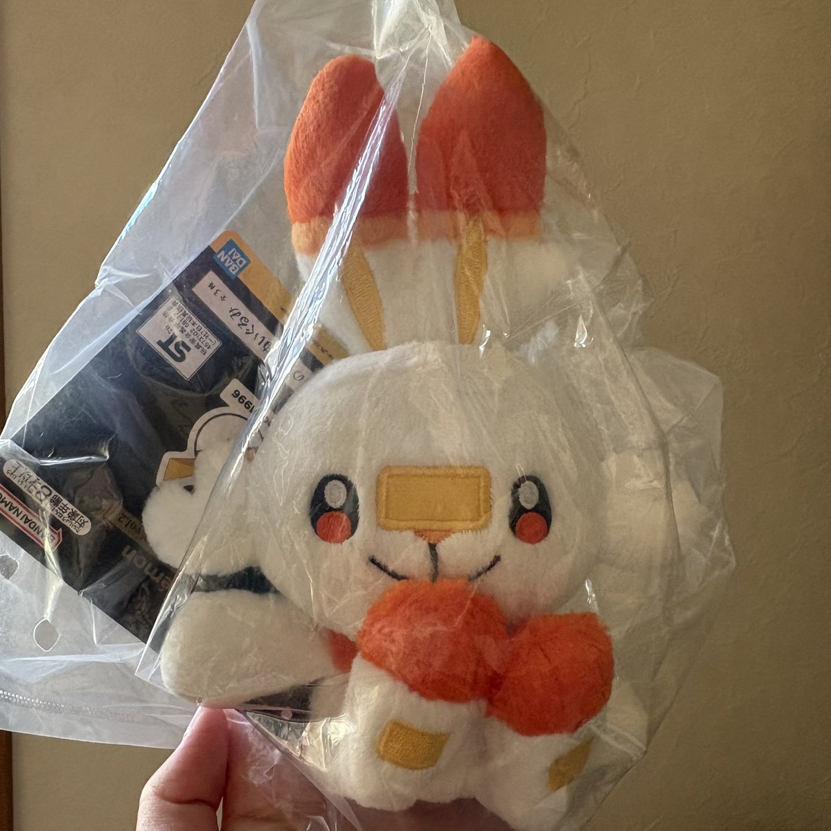 dottenten's tweet photo. #一番くじポケモン30th  #交換
譲　F賞ヒバニー　K賞ハリマロン
求　E賞モクロー　K賞ホゲータ

郵送希望です。
リプでご連絡ください。 https://t.co/83mjY5zstO