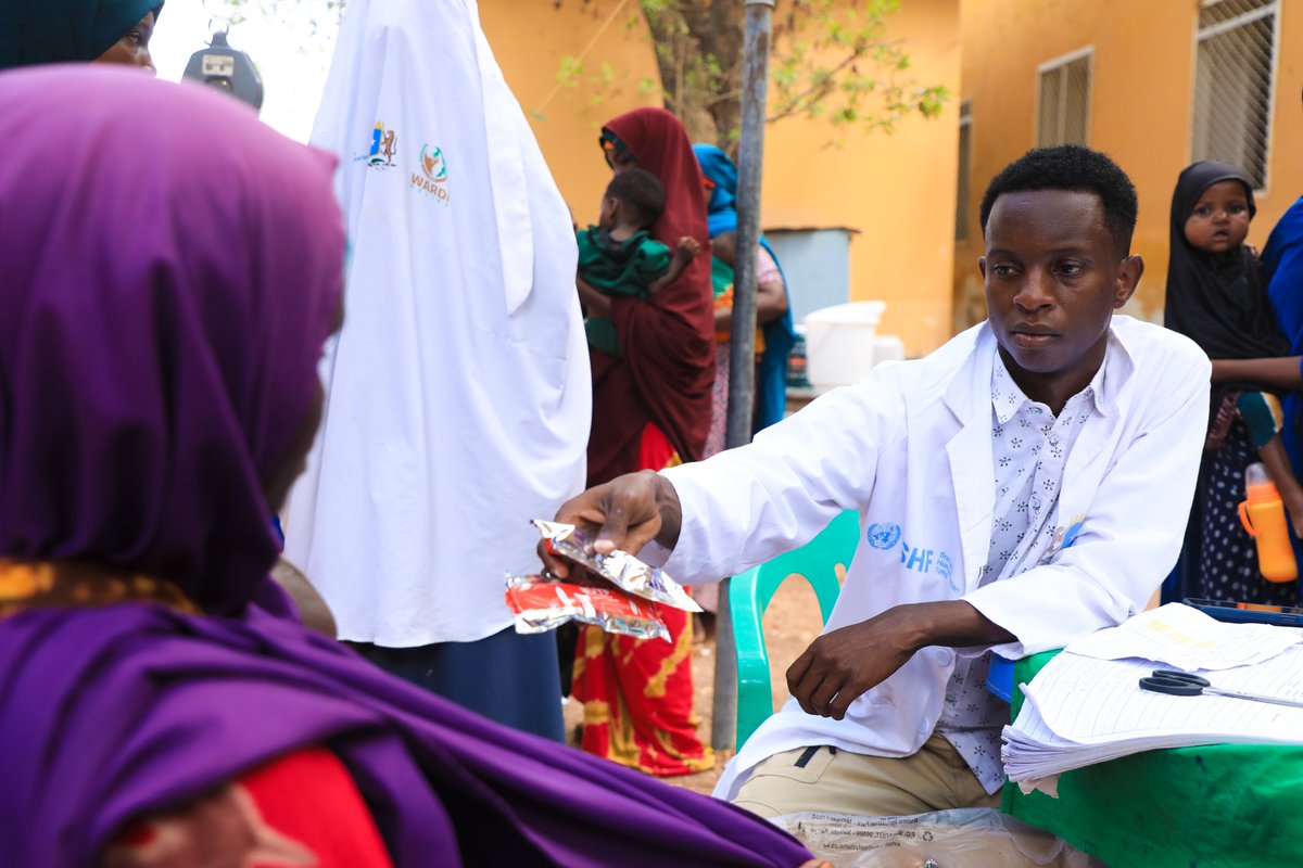 wardirelief's tweet photo. Recovery from malnutrition is seen in moments that matter: a child sleeping peacefully, regaining strength &amp; smiling again. Thru #SHFNutrition project x @shf_somalia, @wardirelief’s OTP services at Hiran Regional Hospital are helping children with malnutrition regain health. https://t.co/jQlD36FWpY