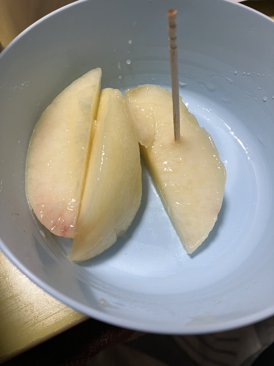 イケメンが食べた、からのあたりめ 桃🍑美味しい(*´～｀*)ŧ‹