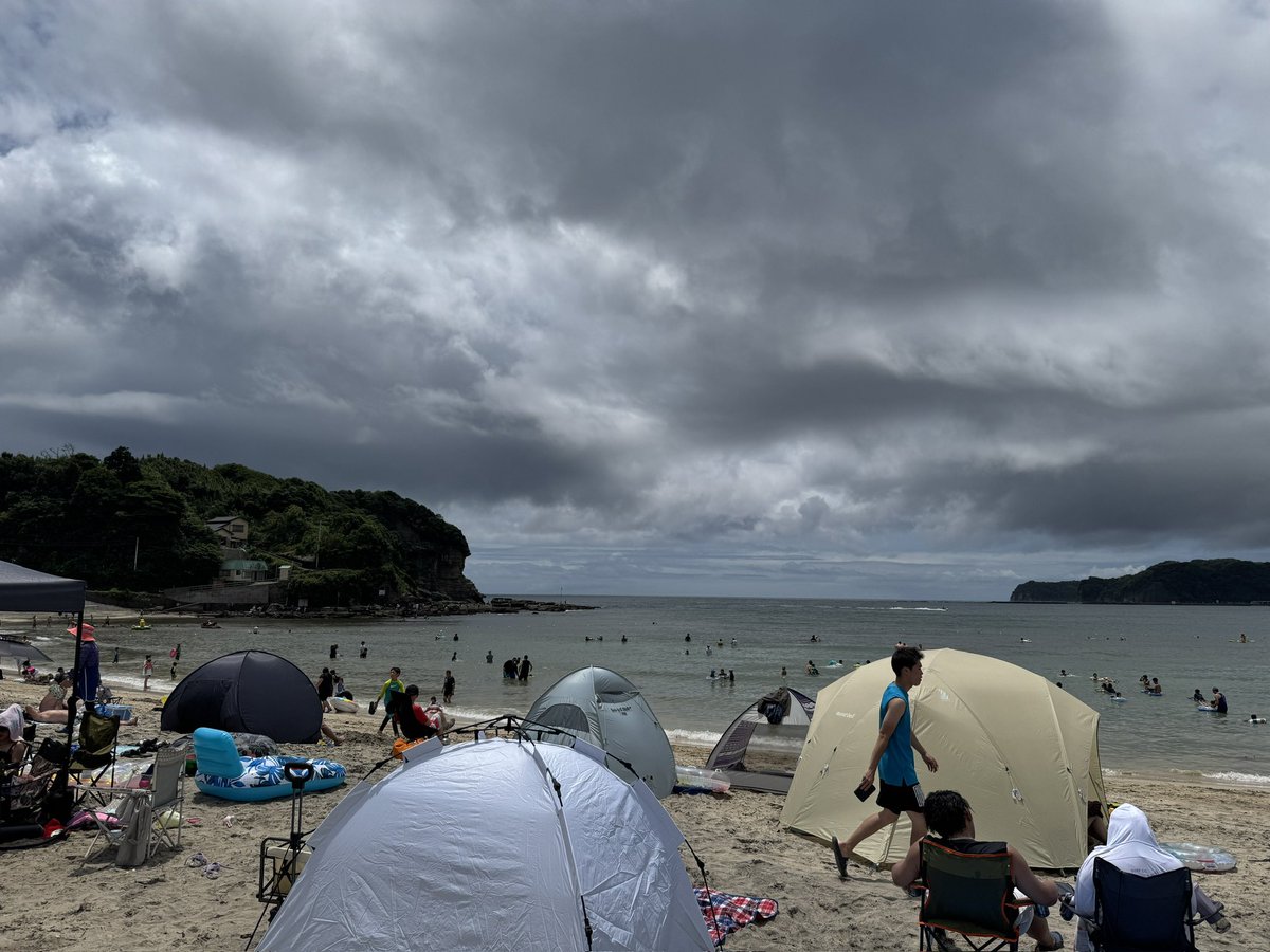 blackpepper375's tweet photo. 海はいってきた https://t.co/XDbNQIaUYZ