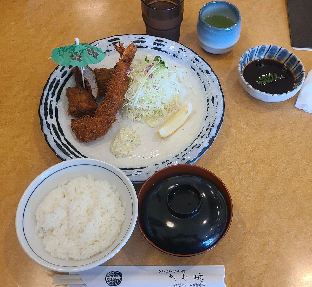 koujiya_'s tweet photo. 今日はヒレカツ&amp;海老フライ食べてしまった https://t.co/0uiaIJIQTA