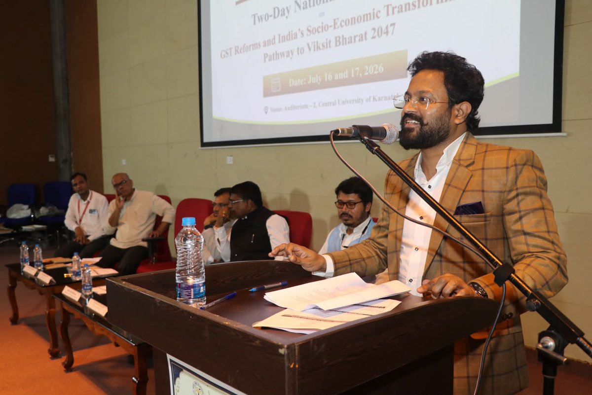 CuKarnataka's tweet photo. The two-day National Conference on "GST Reforms & India's Socio-Economic Transformation:Pathway to Viksit Bharat 2047"concluded at #CUK.
Registrar Prof.R.R.Biradar said GST reforms have laid the foundation for 'Ek Bharat–Shreshtha Bharat'& are key to achieving #ViksitBharat2047. https://t.co/fi2AV1PKWZ