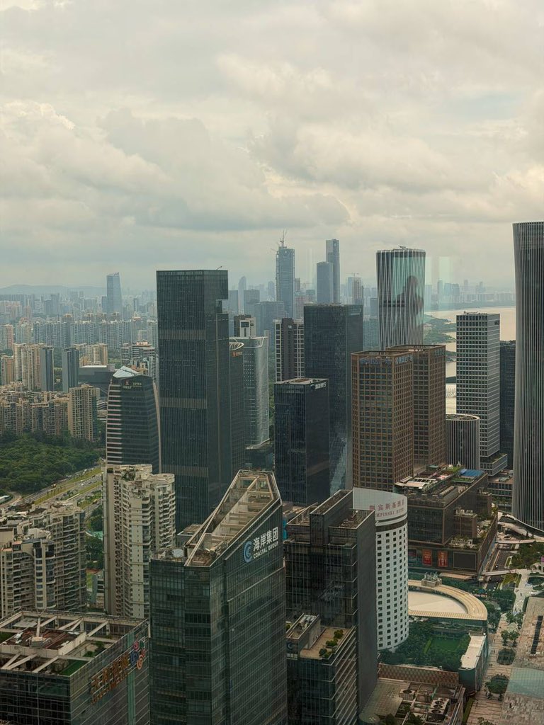 Rus_Khairullin's tweet photo. What’s up! 🤙

Anyone is in China? I'm in Shenzhen.

It's fucking dope here - spicy food, smooth roads and crazy vibe. https://t.co/oKM70EzBDD