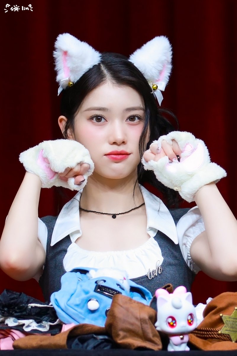 solin1112's tweet photo. 250905

야옹이🐈

#케플러 #샤오팅 #션샤오팅
#Kep1er #XIAOTING
#沈小婷 #シャオティン https://t.co/jouJJhXxTz