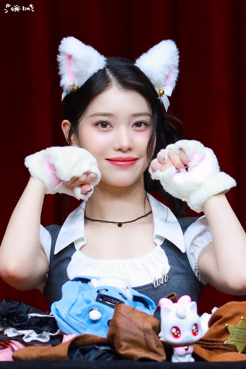 solin1112's tweet photo. 250905

야옹이🐈

#케플러 #샤오팅 #션샤오팅
#Kep1er #XIAOTING
#沈小婷 #シャオティン https://t.co/jouJJhXxTz