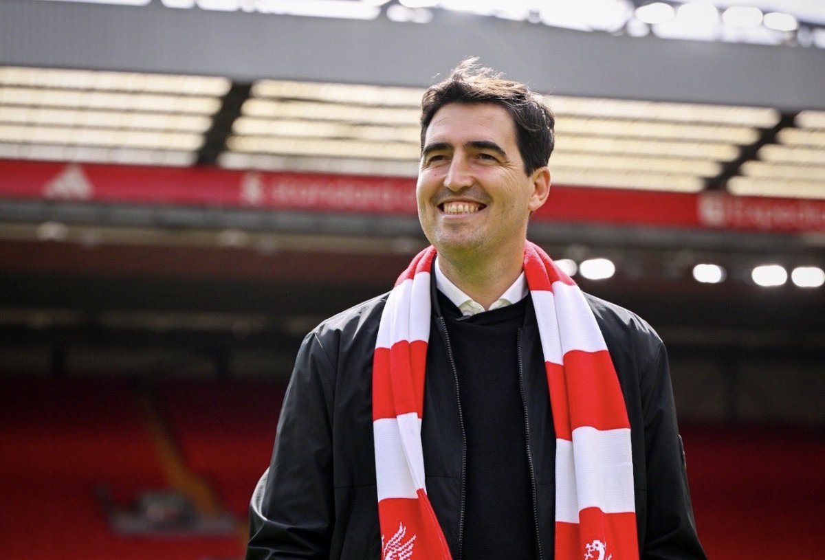 Himmy48's tweet photo. 🗣 Andoni Iraola on if he understand what it means to be a Liverpool manager

 “Yeah I want to think I understand. Probably until when you are here and until I go through certain experiences, I will not fully know. But I'm here to experience those situations, I'm ready for it." https://t.co/OXyrEBUUS3