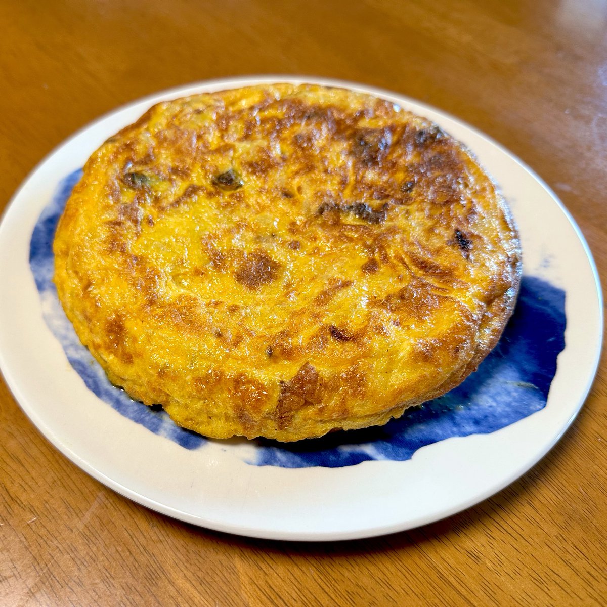 quoth's tweet photo. スペイン風オムレツ焼いた。
この系統は、定期的にやらないと上手くいかなくなるな https://t.co/EXTOXNp4xo