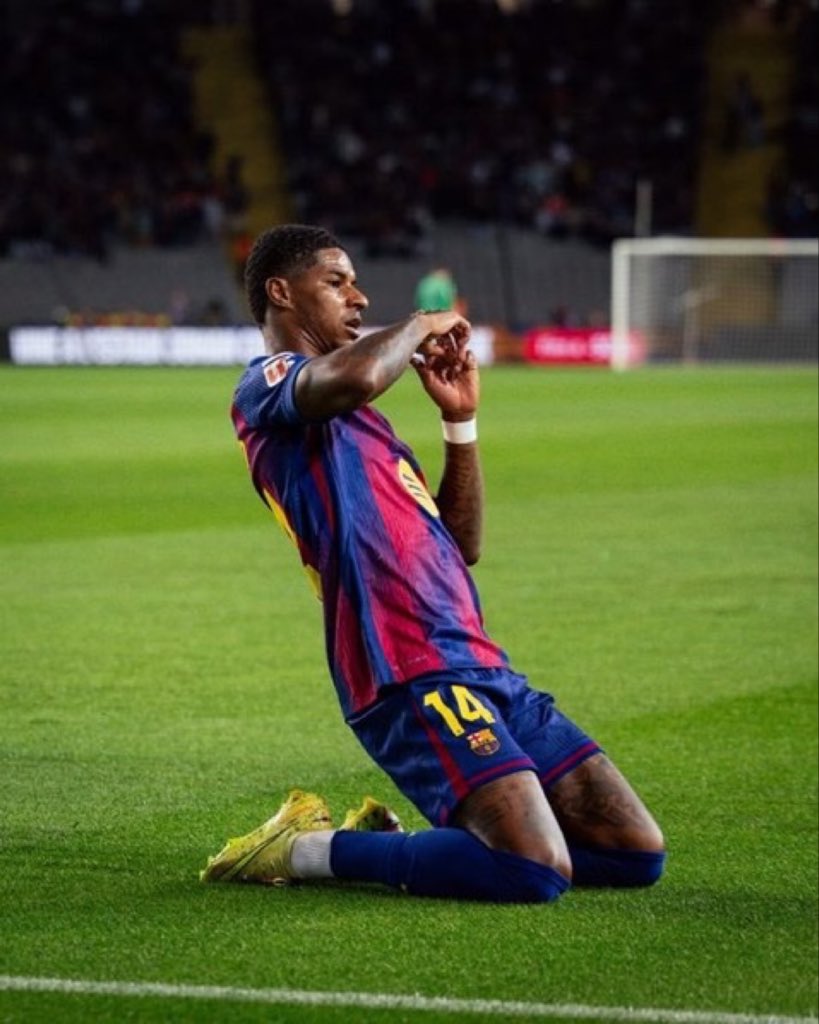 sand87251's tweet photo. 🗣️ Marcus Rashford is NOT going to Turkey or Saudi, it has to be TOP club for Europe or he stays.

Rashford is expected to join training at Utd, the release clause has expired so any sale needs to be negotiated. 

Carrick is really really waiting to see Rash

[@FabrizioRomano YT] https://t.co/eDE594wyKe