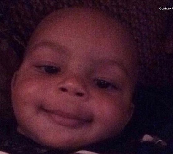 ayblaack's tweet photo. me on facetime ignoring everything the person is saying and looking at myself https://t.co/GZPSoa0ycW