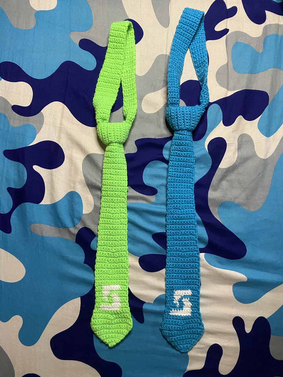 KareemaFabs's tweet photo. pov: that one time I crocheted perfect custom ties. https://t.co/k7ZSpOjD6G