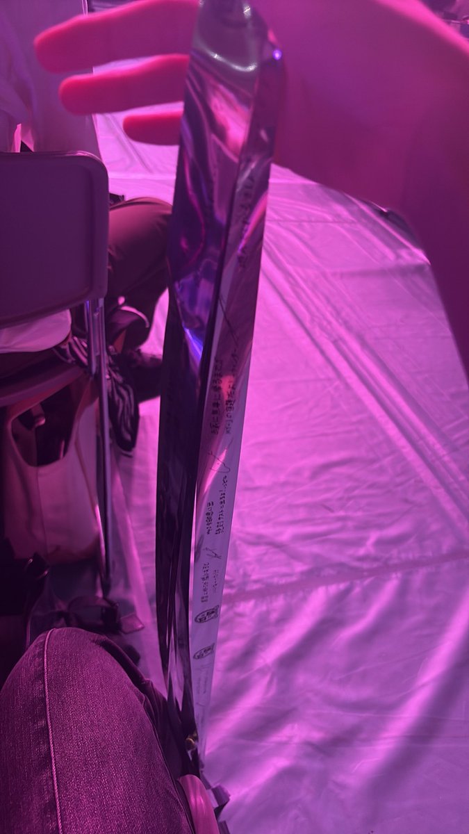 se_ILee1's tweet photo. aespa ファンミ 
　
銀テ8枚ありますが欲しい方いますか？ https://t.co/S1bXspDdke