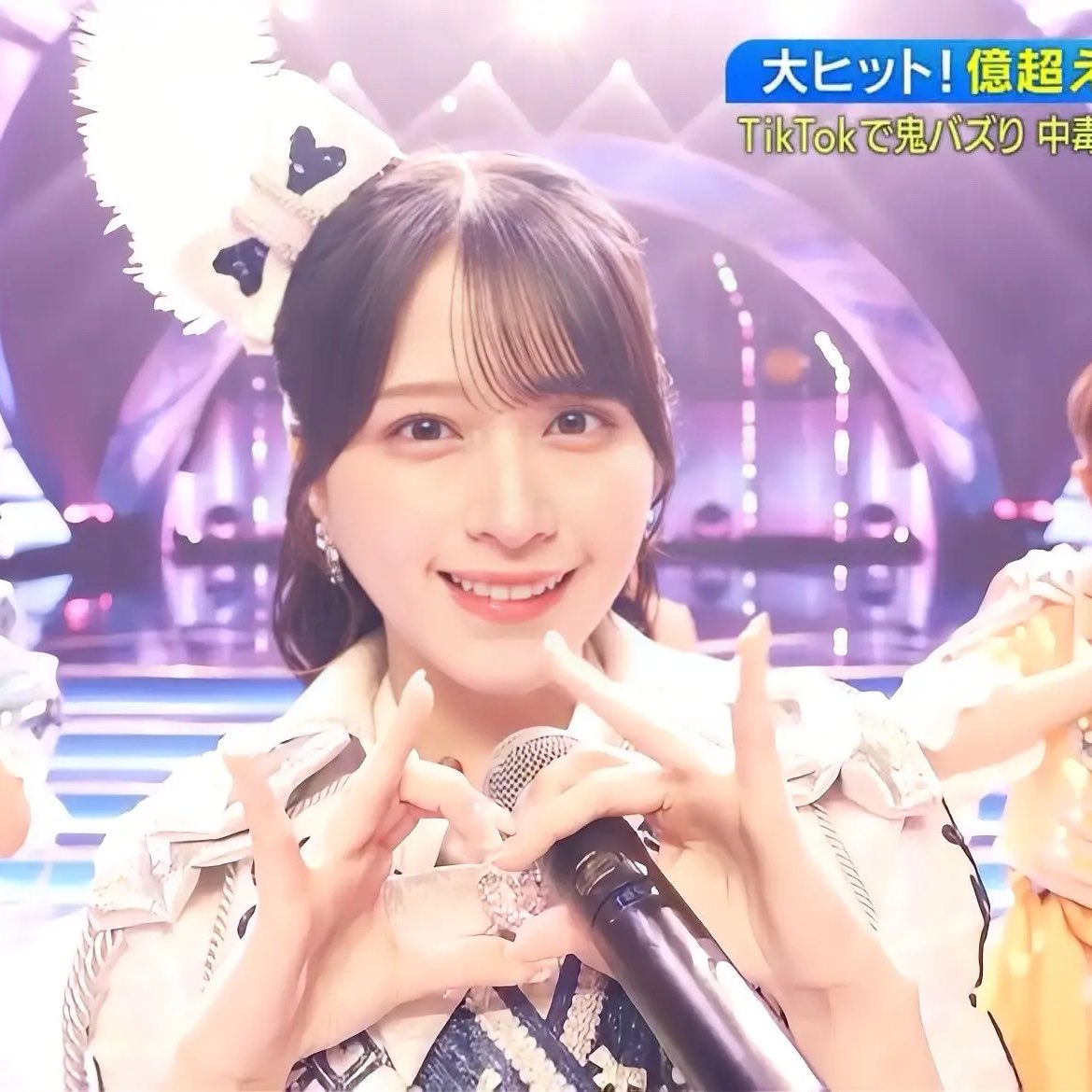 sorry_maika's tweet photo. 舞香さん、顔も衣装も最強ですね！
#音楽の日
#イコラブ
#とくべチュあいらびゅー https://t.co/hI4M6Ekr6Q