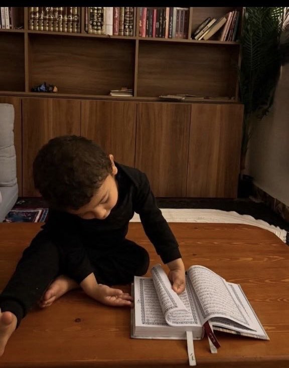 selmayousuf's tweet photo. «فلو حَسُن الغرس في الصِّغَر..
طابَ الجَنى عندَ الكِبر» 🤍
.. https://t.co/lYoMerG6Pm