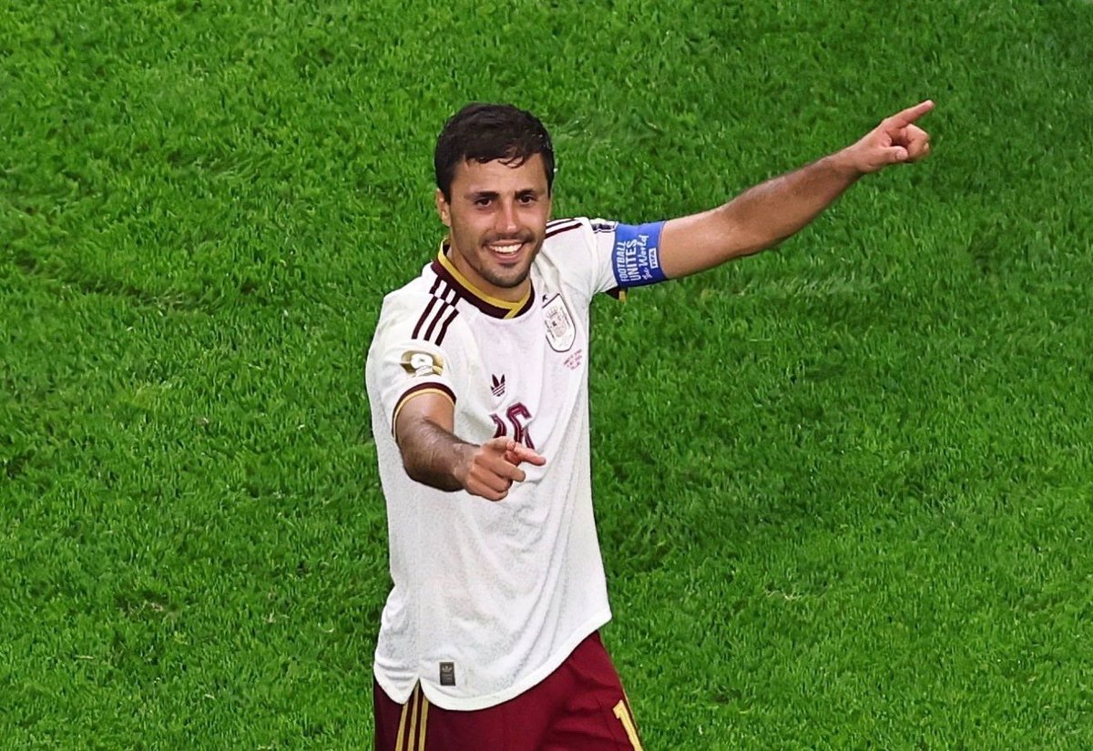 FootieAdFantasy's tweet photo. Rodri: “People said many things about me… I heard from the media at the start of the World Cup that I should NOT even play”.

“I believe in myself, and I like the support from the team”. https://t.co/LJ3j8ULt4d