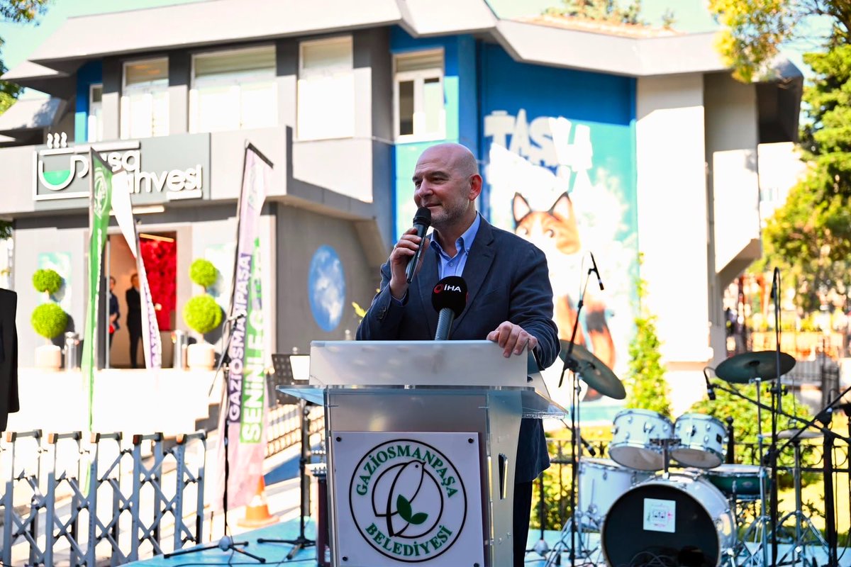 ismailerguness's tweet photo. Gaziosmanpaşa Belediyemiz tarafından ilçemize kazandırılan Paşa Kahvesi Taşlıtarla'yı, önceki dönem İçişleri Bakanımız, İstanbul Milletvekilimiz Sn. Süleyman Soylu, İl Başkanımız Sn. Abdullah Özdemir, İl Yönetim Kurulu Üyemiz Sn. Harun Muş, Belediye Başkan Vekilimiz Sn. Eray Karadeniz ve hemşehrilerimizin katılımlarıyla hizmete açtık.

Paşa Kahvesi; dostlukların pekişeceği, sohbetlerin çoğalacağı, gençlerimizin ve ailelerimizin huzurla vakit geçireceği, komşuluk kültürünü yaşatacak sıcak bir buluşma noktası olacak.

İlçemizin sosyal hayatına değer katacak Paşa Kahvesi'nin Gaziosmanpaşa'mıza hayırlı olmasını diliyor, başta Belediye Başkan Vekilimiz Sn. Eray Karadeniz olmak üzere emeği geçen herkese teşekkür ediyorum.