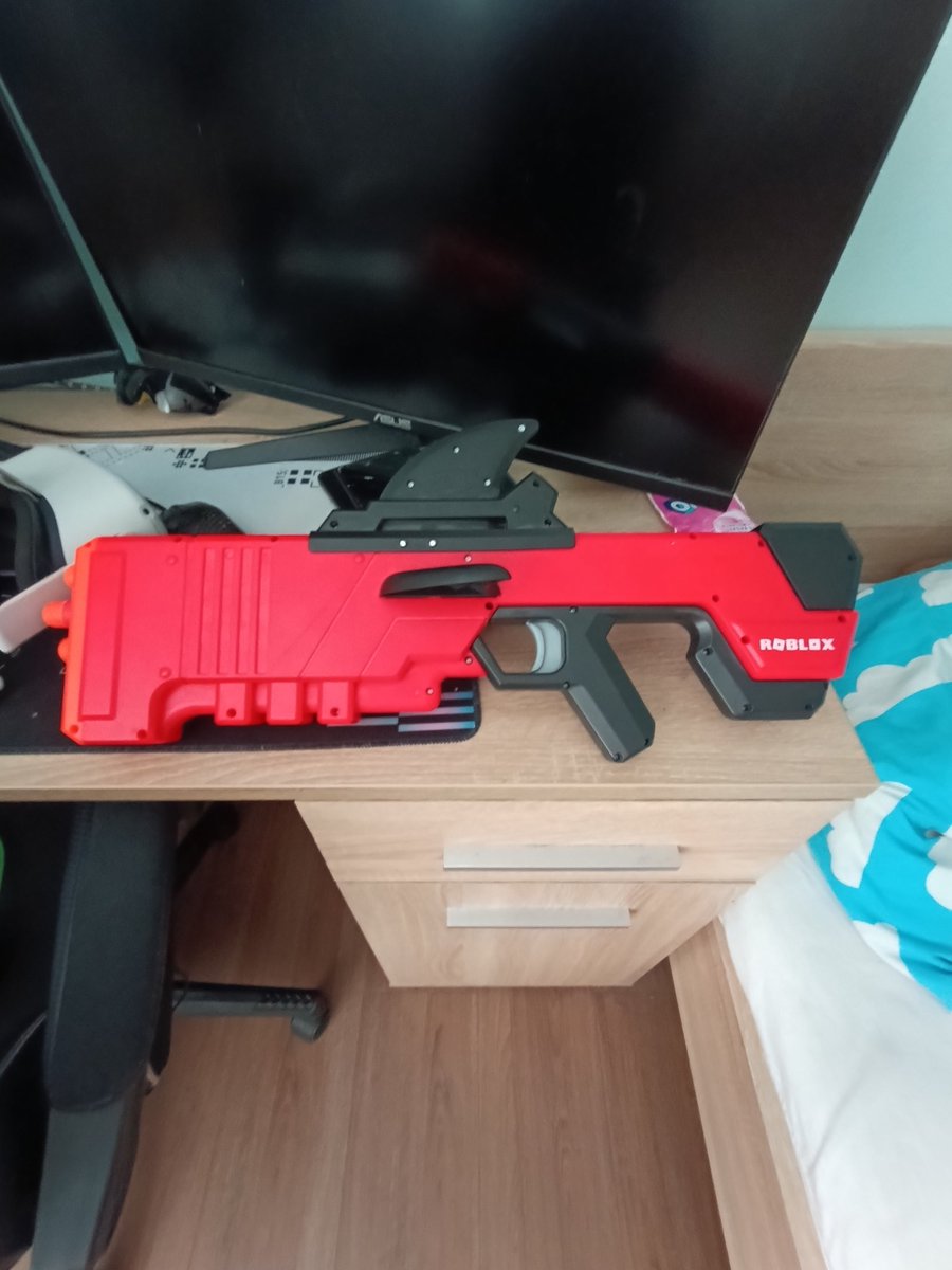VHolcik's tweet photo. Does anybody actually still own any Roblox X Nerf merch? :O
#Roblox #Nerf https://t.co/0QQpSt1Owj