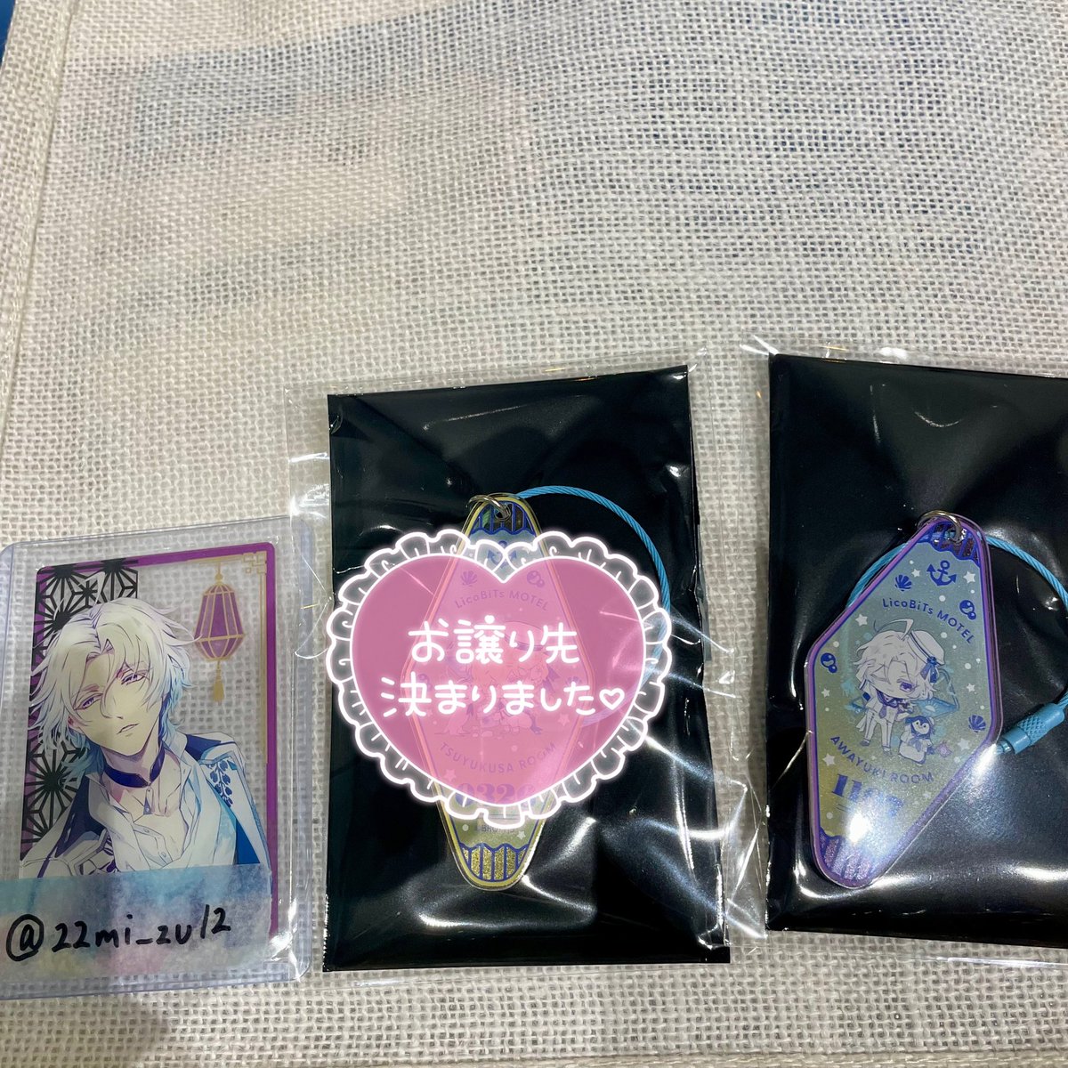 22mi_zu12's tweet photo. 【交換】LicoBiTs Festa リコフェス 泡沫のユークロニア ユークロ アクリルキーホルダー

<譲>
淡雪

<求>
矢代

本日、現地での交換希望
検索からもお気軽によろしくお願いいたします。 https://t.co/aejSIZUKqL