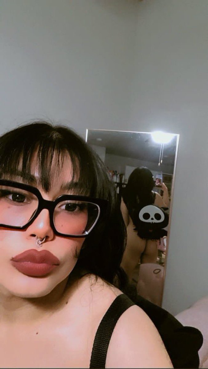 VicenClaudio's tweet photo. HMU if you’re into trans let’s have some fun https://t.co/y68fxzGEVJ