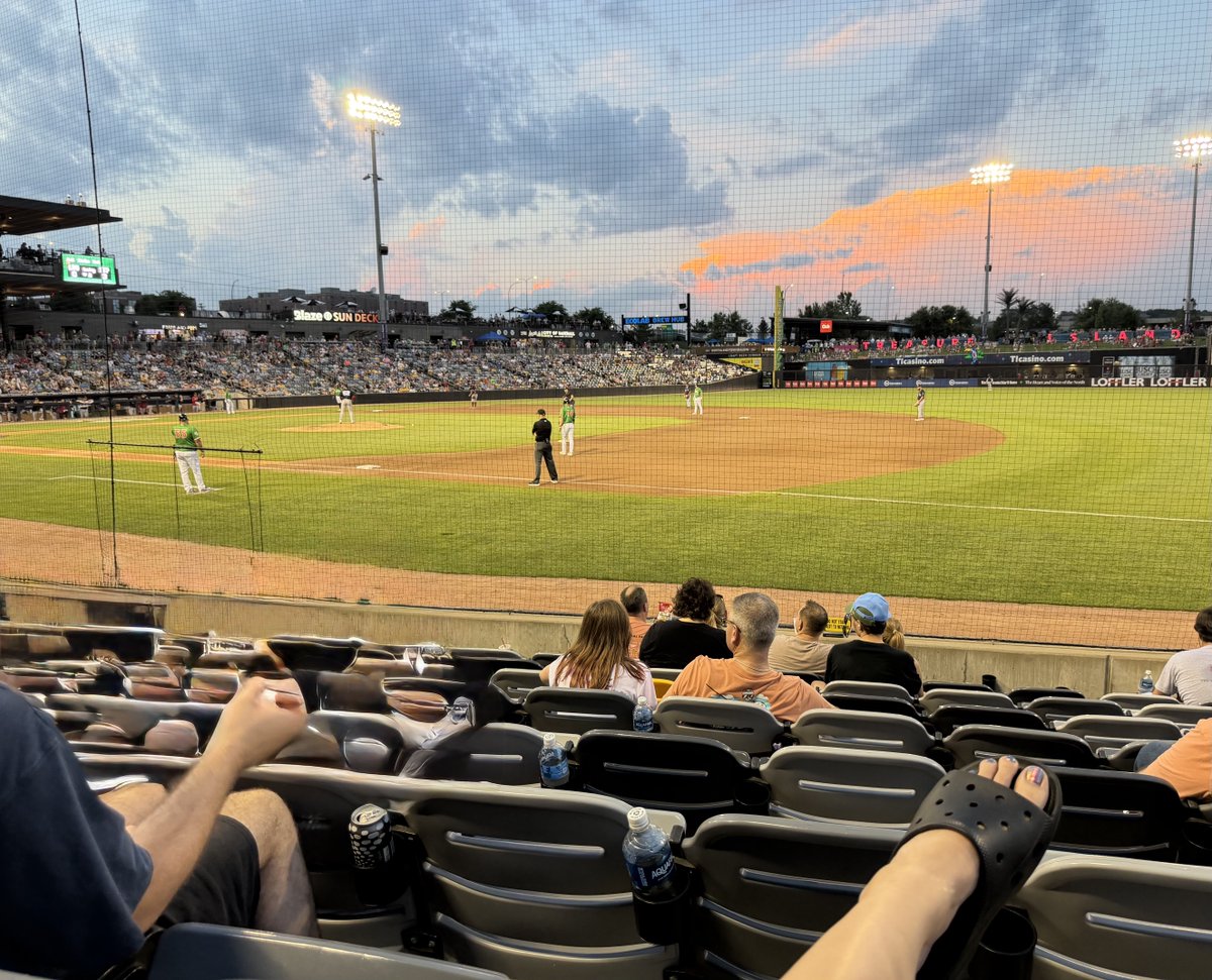 AmericanRebel07's tweet photo. Take me out to the ball game 😁 https://t.co/hUZOGflrKz