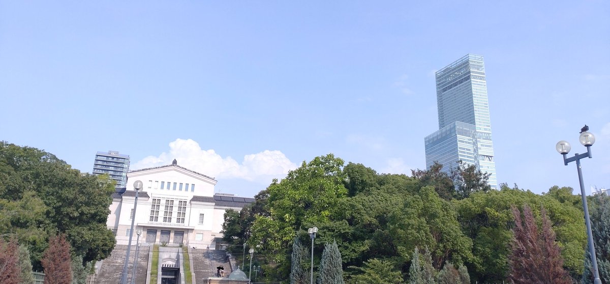Fenglong_8tail's tweet photo. 天王寺。 https://t.co/M5sP3eUGXR