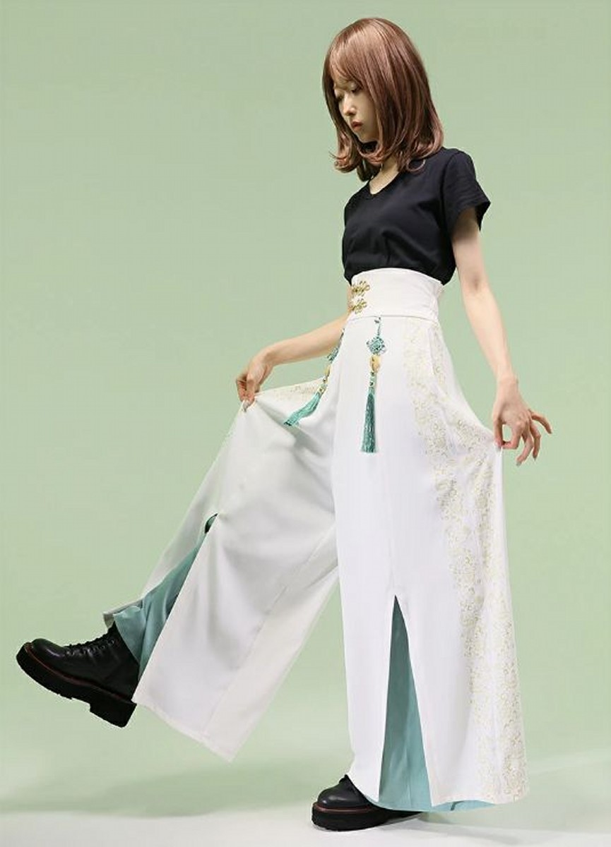 hinekurebow's tweet photo. 「チャイナ風ワイドパンツ」発売中！ https://t.co/WLmEt43Y0D https://t.co/ETum73jjaq