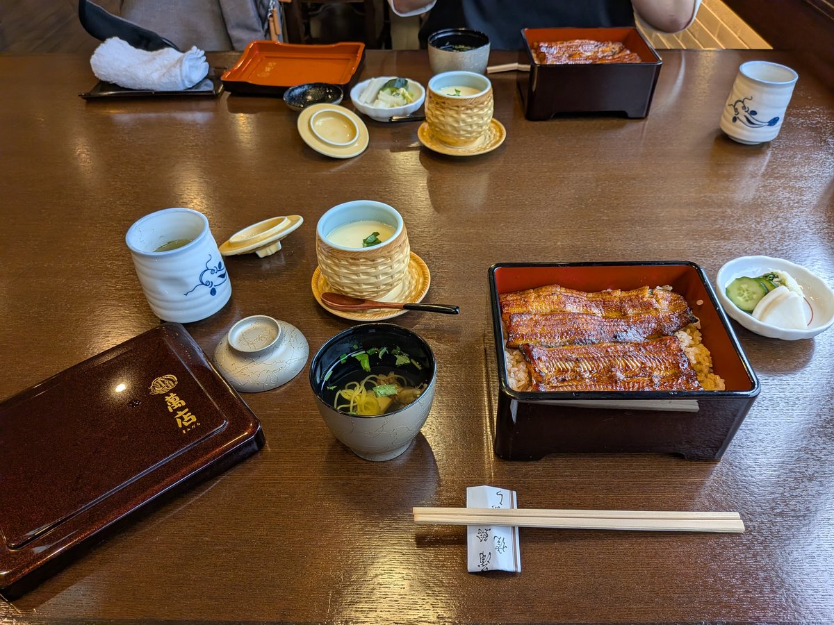 kotaro0918's tweet photo. 土用丑の日フライングUNAGIと相成りました、初萬店うめぇ https://t.co/9i8arrbyCg