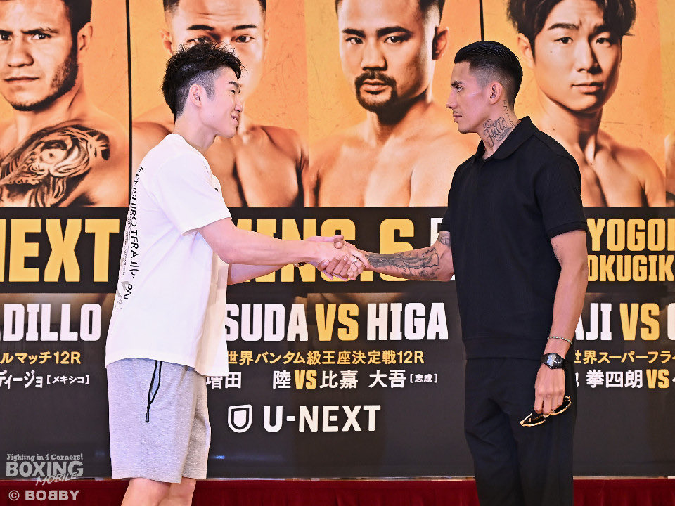 perocyo41's tweet photo. U-NEXT BOXING.6
2026.7.20 両国国技館

【記者会見】2026.7.18

寺地拳四朗が集大成の世界戦へ！
「ボクシング人生の最終章に近い」

※写真・記事掲載はボクシングモバイル様の許可を得ております。

寺地拳四朗(BMB)が世界3階級制覇へ

WBO(世界ボクシング機構)スーパーフライ級王座決定戦の記者会見が18日、東京ドームホテルで行われ、同級3位の寺地拳四朗(34=BMB)と同級4位のイスラエル・ゴンサレス(29=メキシコ)が決戦を前に意気込みを語った。

試合は、7月20日(月・祝)、両国国技館で開催される「U-NEXT BOXING.6」のセミファイナルで実施される。

ライトフライ級、フライ級に続く世界3階級制覇を狙う寺地にとって、新たな歴史を切り開く大一番。

昨年12月にIBF世界王座を懸けてウィリバルド・ガルシア・ペレス(メキシコ)と対戦予定だったが、相手が前日計量後に体調を崩して試合は中止に。

その悔しさも胸に、今度はWBO世界王座を懸けてゴンサレスとの一戦に臨む。

34歳の名王者が挑む、キャリアの集大成ともいえる世界戦。

「ボクシング人生の最終章に近い」と語る寺地が、再び歴史の扉を開く。

🔹リプ欄にリンク先掲載⬇️🔹