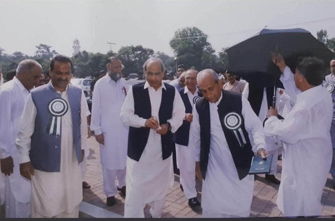 YarAdnan's tweet photo. President Laghari and CM Mehtab Abbasi, along with the then Vice Chancellor Yar Muhammad Khan, visited the Agricultural University Peshawar. (Late 90s). https://t.co/lzQbbi9wg8