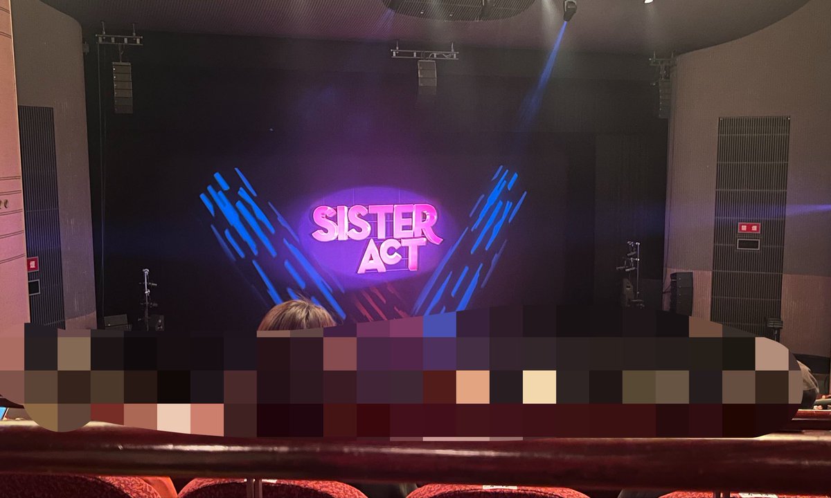 gappn55's tweet photo. 5～7月の見てきたミュージカル達。どれもみんなよかった…個人的に1番好きだったのはメリポピで今度は一階席でいつかみたい。 https://t.co/GVw7hiR3Tn