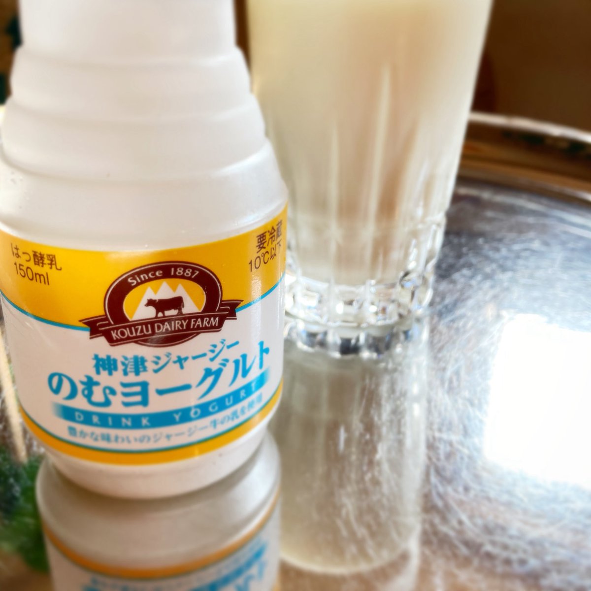 nericafe2011's tweet photo. ジャージーファンのお客さま、お待たせしました！！
数量限定で喫茶メニュー始まります。
群馬県神津牧場さんのジャージー乳のむヨーグルト
コク豊かに爽やかです、お楽しみください。 https://t.co/vm5Ga2nSmc