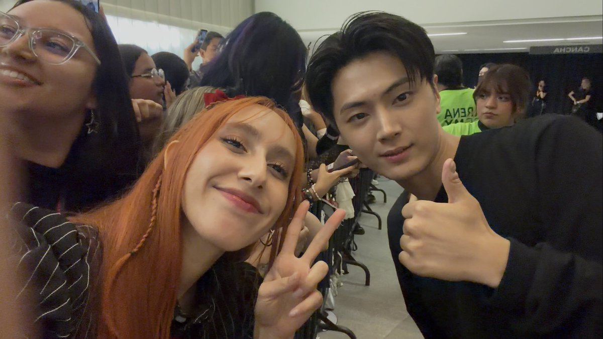 ejungwonie's tweet photo. 6/6🥹💗 gracias por darme el mejor día de mi vida enhypen!! los amo muchísimoooo, México siempre los estará esperando de brazos abiertos🇲🇽🫶🏻 @ENHYPEN_members 

#ENHYPEN #BLOODSAGA_IN_MEXICO_CITY
#EN_WORLDTOUR_BLOODSAGA https://t.co/Y3hpVNAlH3