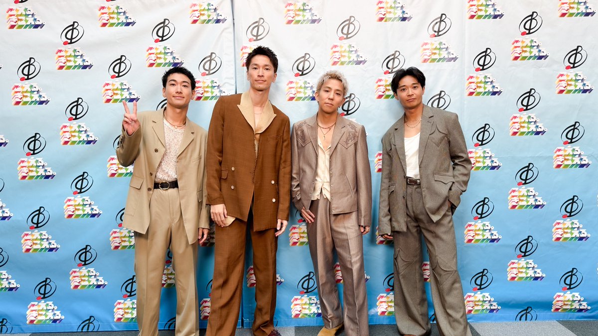 stkgz_official's tweet photo. ＼ただいま生放送中！！／

📺TBS「音楽の日」
🔗https://t.co/yJwuo7sLpU

『限界をこえる』DREAMダンス企画は20時台！
豪華メンバーと共に披露するs**t kingz選抜「slow burn」もお楽しみに🔥

#stkgz #シットキングス #音楽の日 https://t.co/2cpaNbKOWi